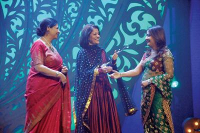 Asha Hooda ji and Rekha Purie to Dr. Nandita Palshetkar 