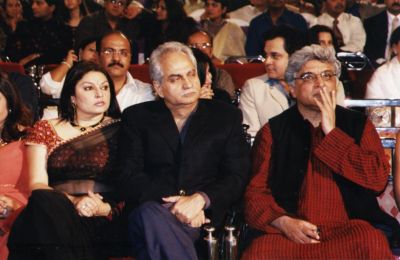 Ramesh Sippy with wife Kiran Juneja and Javed Akhtar 