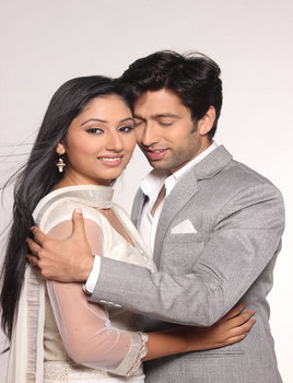  Nakuul Mehta and Disha Parmar