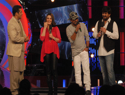 Salman, Preity, Sajid & Wajid share a laugh