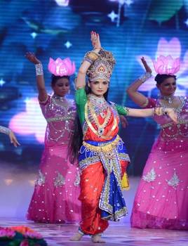 Kushi as Laxmi at STAR Diwali - Har Chehre Par Muskaan