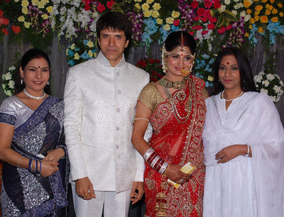 Sooraj Thapar & Deepti Dhyani with Sangeeta Panwar, Hema Singh