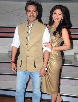 Ajay along with Shilpa during the promotion of his upcoming movie Himmatwalla