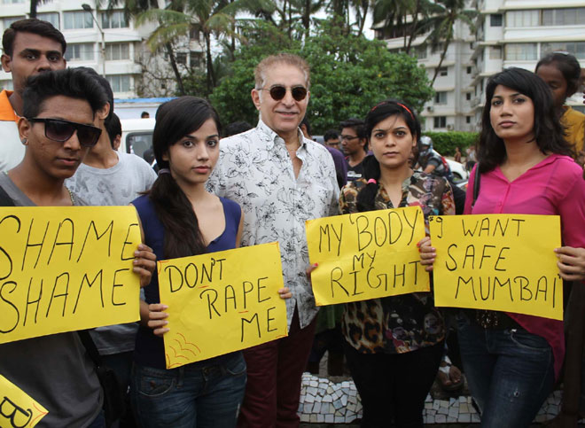 Actress Aparna Bajpai Reshma D'souza Actor Dalip Tahil Protest against rape case