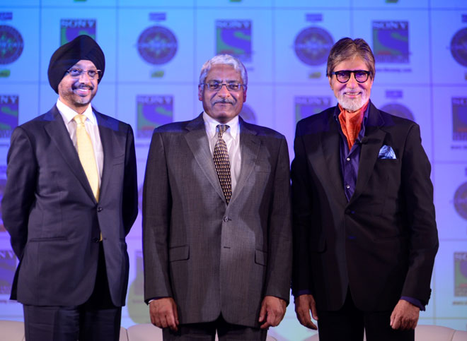 Mr. N P Singh, Mr. Man Jit Singh along with Mr. Amitabh Bachchan