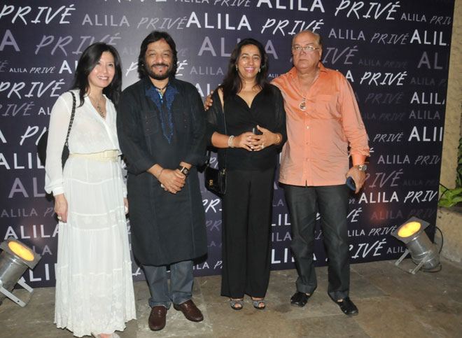 Doris Goh, Roop Kumar Rathod, Anu Ranjan and Tajdar Amrohi 
