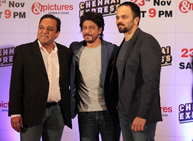 Punit Goenka, MD, ZEEL, Shahrukh Khan and director Rohit Shetty at the Zee TV's Success Bash