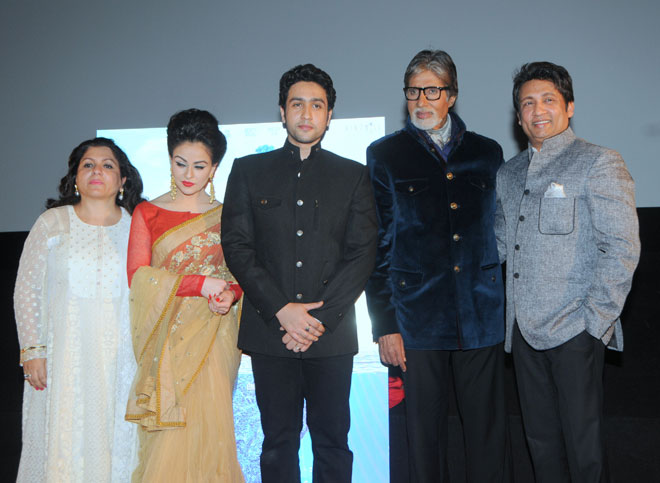  Alka Suman, Ariana Ayam, Adhyayan Suman, Amitabh Bachchan and Shekhar Suman 