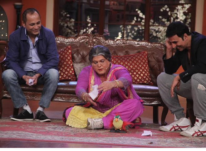 Akshay Kumar and Vipul Shah on the sets of Comedy Nights WIth Kapil