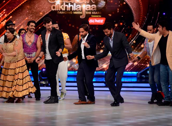 Humshakals cast teaches Maksim some Bollywood dance moves