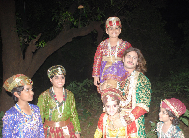 Rajat Tokas' New Friends On The Sets