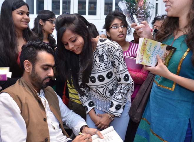 Ravinder Singh launches 'Your Dreams Are Mine Now'!