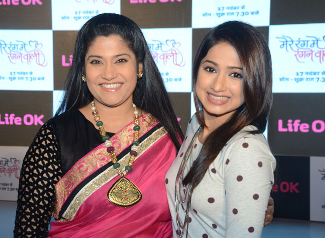 Renuka Shahane and Pranali Ghogare at the launch  press conference of Mere Rang Mein Rangne Waali