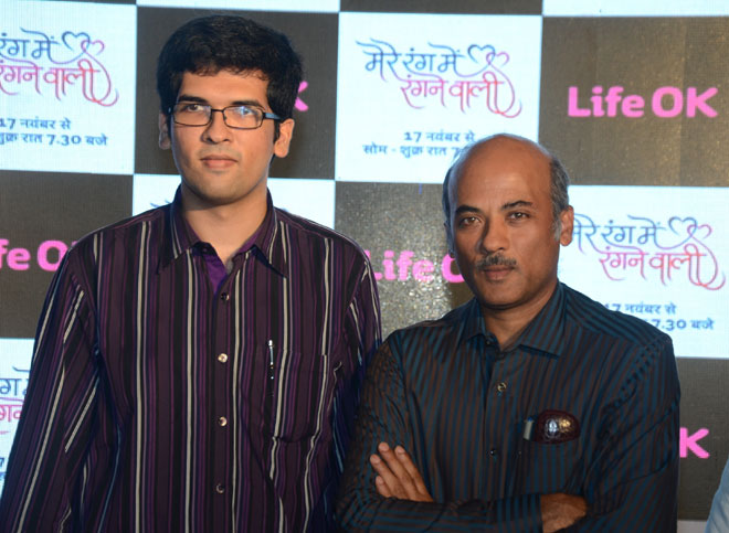 Sooraj Barjatya with son Devansh at the launch  press conference of Mere Rang Mein Rangne Waali