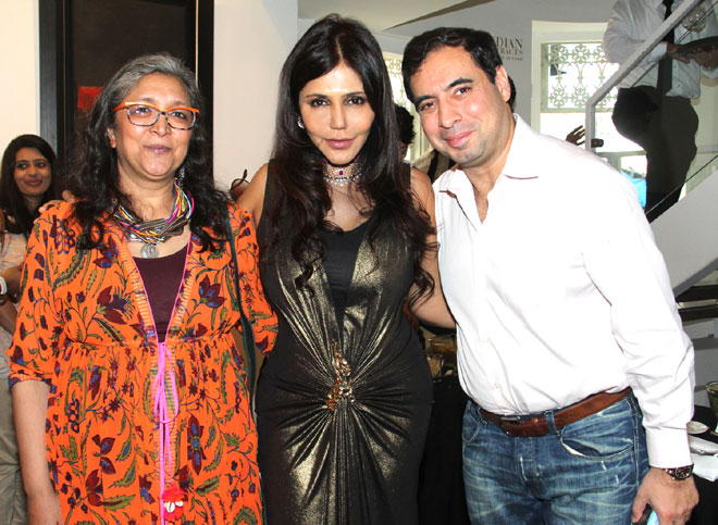 Nirja Shah, Nisha JamVwal & Mohit Burman