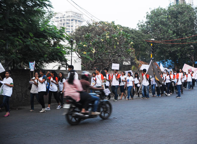 400 Children marched for Peace in Bandra