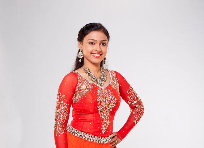 Dipashree Chatterjee - The two most important things in her life are her 10 year daughter and her passion for dance. Styles that she considers her forte are contemporary and Bollywood.