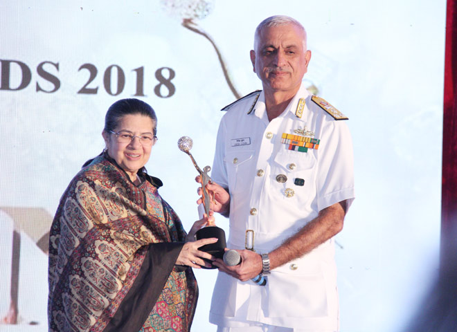 Vice Admiral Girish Luthra (Flag Officer Commanding of the Western Naval Command) to Padma Bhushan Ms. Rajashree Birla