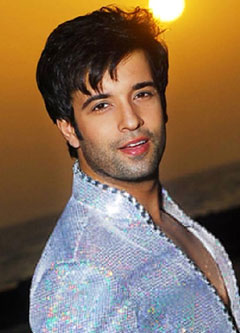 Aamir Ali - Image 1