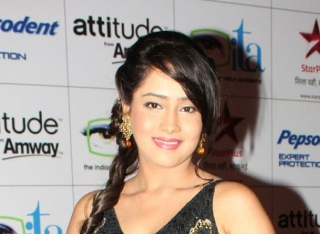 Aasiya Kazi
