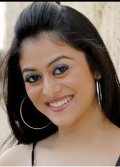 Falaq Naaz - Image 1