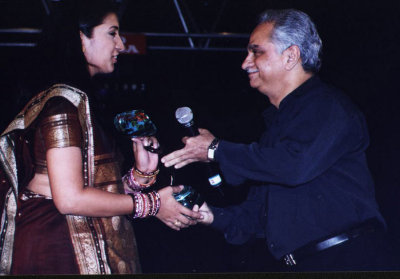 Smriti Zubin Irani, Ramesh Sippy