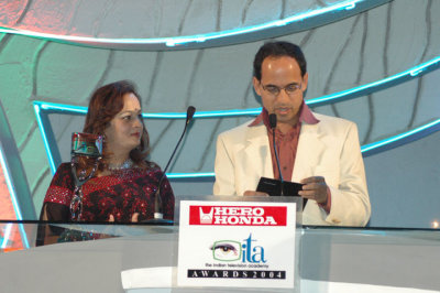 Smita Thackrey and Harsha Bhogle 