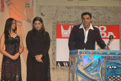 Smriti Zubin Irani with Ram Kapoor 