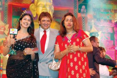 Divyanka Tripathy with Anu and Shashi Ranjan 
