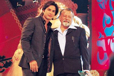 Shahid Kapoor and Pankaj Kapur 