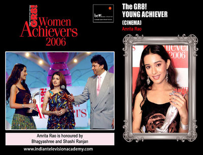 Khushboo Sundar honoured by Anu Ranjan and B. R. Sharan