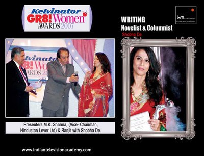 M.K. Sharma (Vice- Chairman, Hindustan Lever Ltd) and Rajit  with Shobha De 