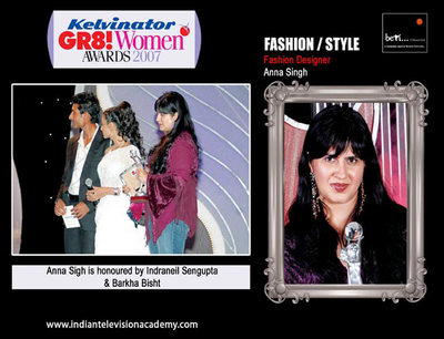 Anna Singh honoured by Indraneil  Sengupta and Barkha Bisht