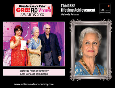 Waheeda Rehman flanked by Kiran Gera and Yash Chopra 