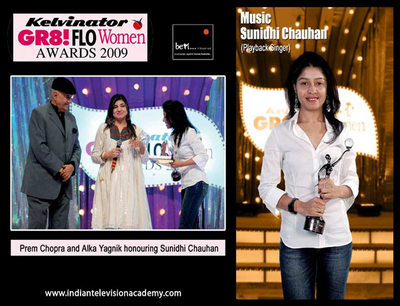 Prem Chopra and Alka Yagnik honouring Sunidhi Chauhan