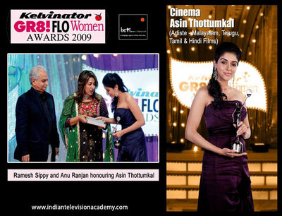 Ramesh Sippy and Anu Ranjan honouring Asin Thottumkal