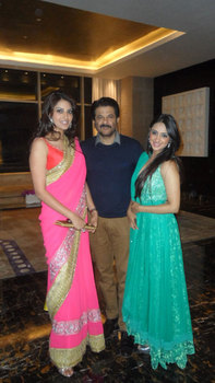 Anushka Ranjan,Anil Kapoor and Akansha Ranjan