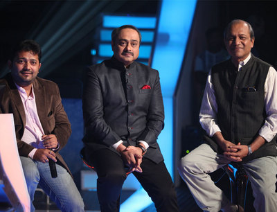 ETV Marathi non-fiction head Amit Phalke, host Sachin Khedekar and Siddharth Basu