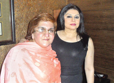 Bibi Zain, Kiran Sippy