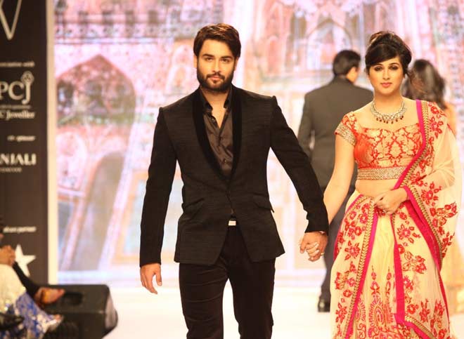 Vivan DSouza with wife Vabiz Dorabjee