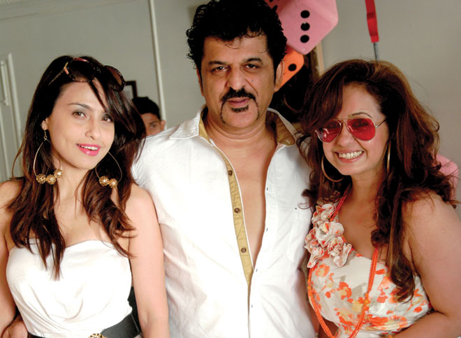 Madhu Sajnani with Vandana and Rajesh