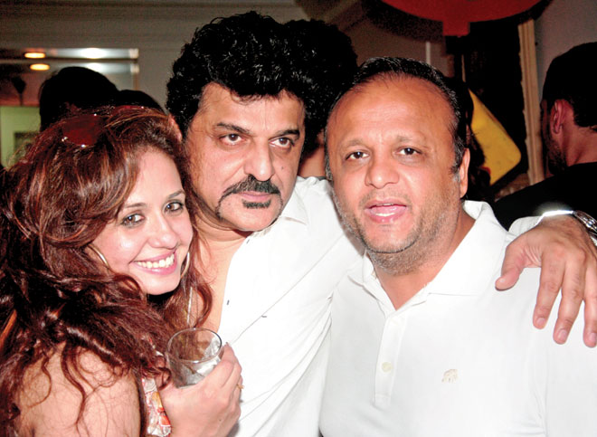 Vandana and Rajesh with Asif Bhamla