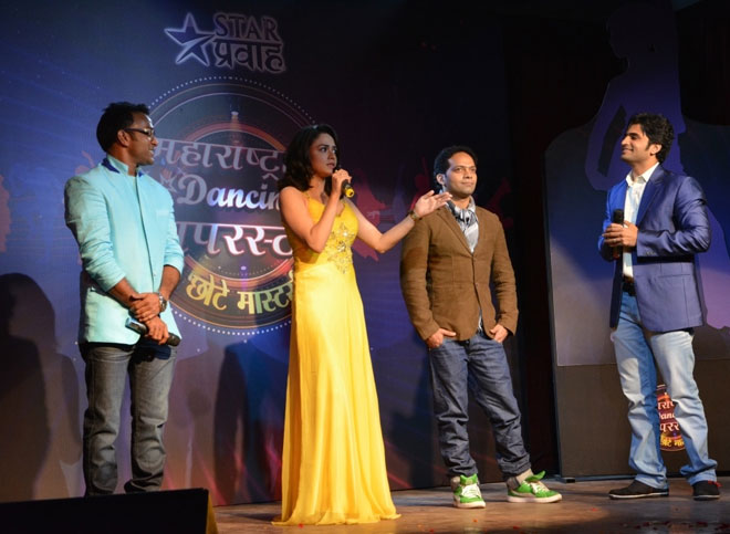 Vishwas Natekar,Savio Barnes, Amruta Khanwilkar & Chinmay Udgirkar