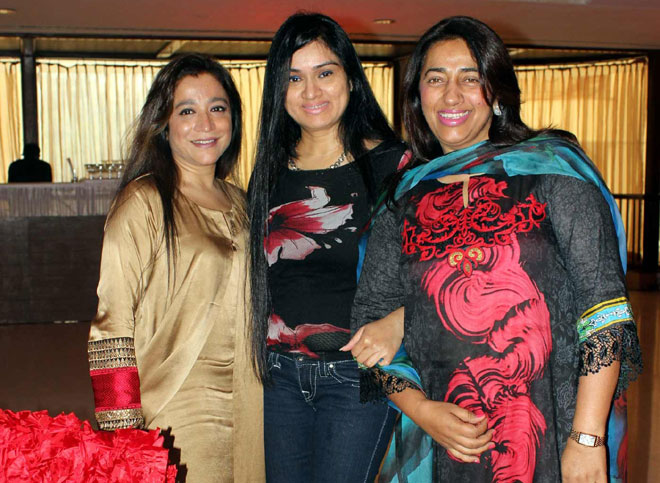 Witty Anand, Padmini Kolhapure at Anu Ranjan's birthday party
