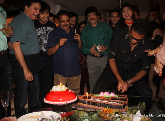 CAKE CUTTING 2