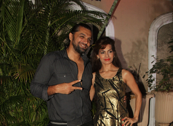 Chetan Hansraj,Lavinia