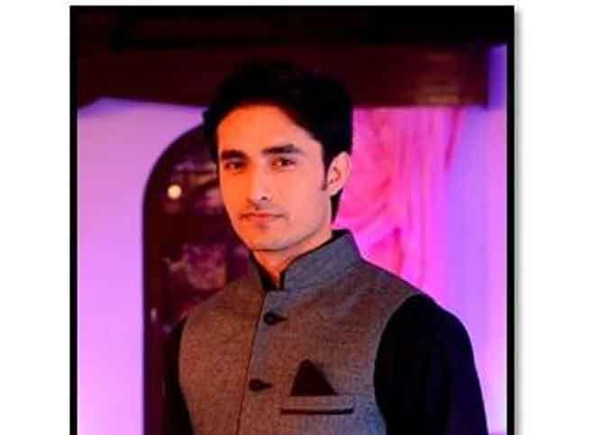 Malik Rafi GR8! TV Magazine - Sony TV actors shared their New Year plans..