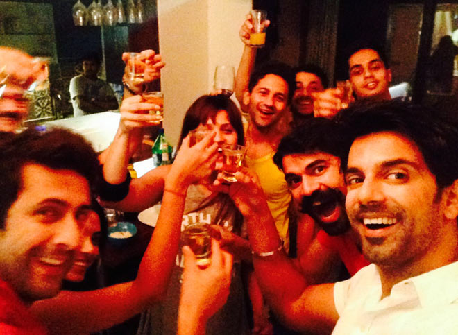 Anuj Sachdeva with friends 