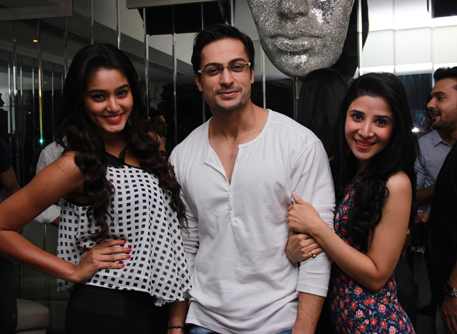 Team Mumbai Warrior\\\'s surprise bash for Nikul Bangari!