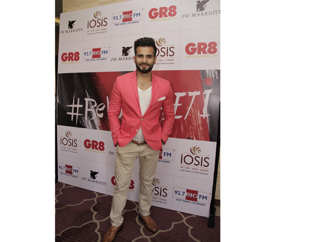 Karan Tacker 